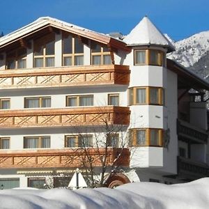 Hotel Troschana